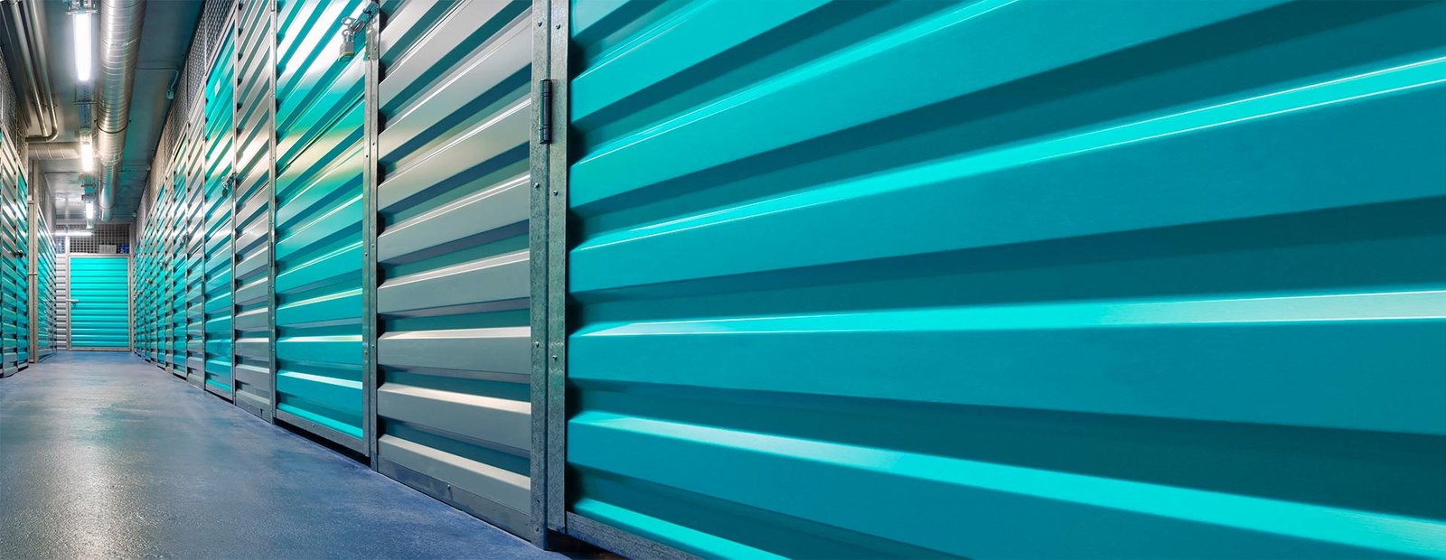 Garage Door Service Illustration 3