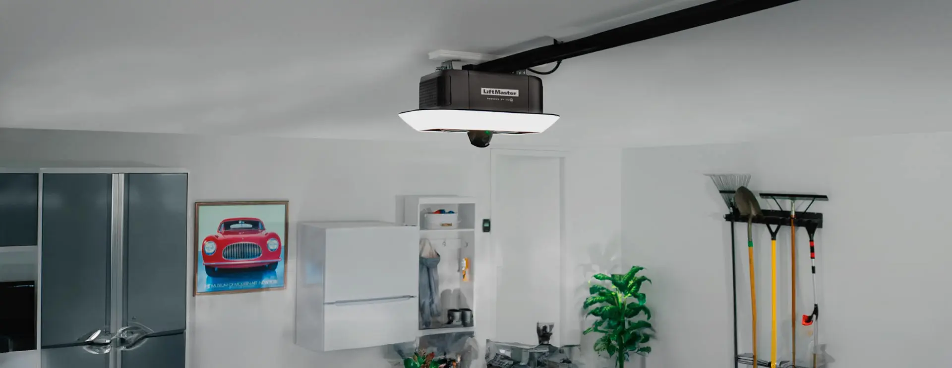 Garage Door Service Illustration 4